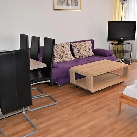 Apartment Work & Neuss